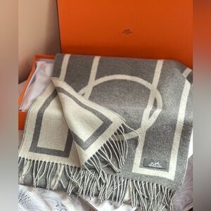 Hermes cashmere muffler